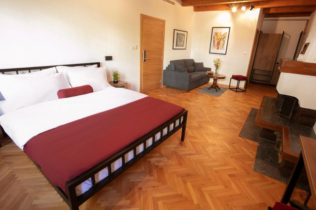 Grand Boutique Hotel Pristina Exterior foto